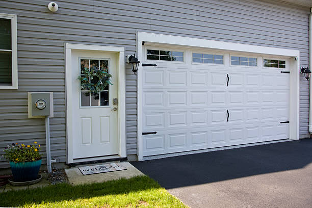 24/7 Emergency Garage Door Panel Replacement experts in Buckley, WA